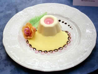 Panna cotta alla rosa tea