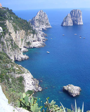 Capri - vista dei Faraglioni