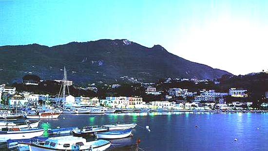 Il lungomare di Casamicciola Terme
