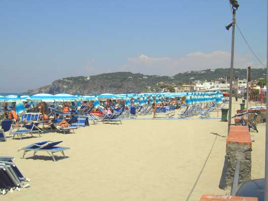 La Spiaggia della chiaia a Forio