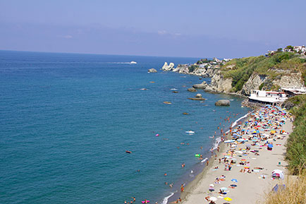La Spiaggia di Cava dell'isola a Forio